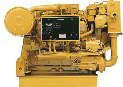 Caterpillar 3508   Vermogen | 868 pk    Toerental | 1600 rpm   Configuratie | V8 , 4-takt Diesel   Aanzuiging | Twin Turbocharged, aftercooled